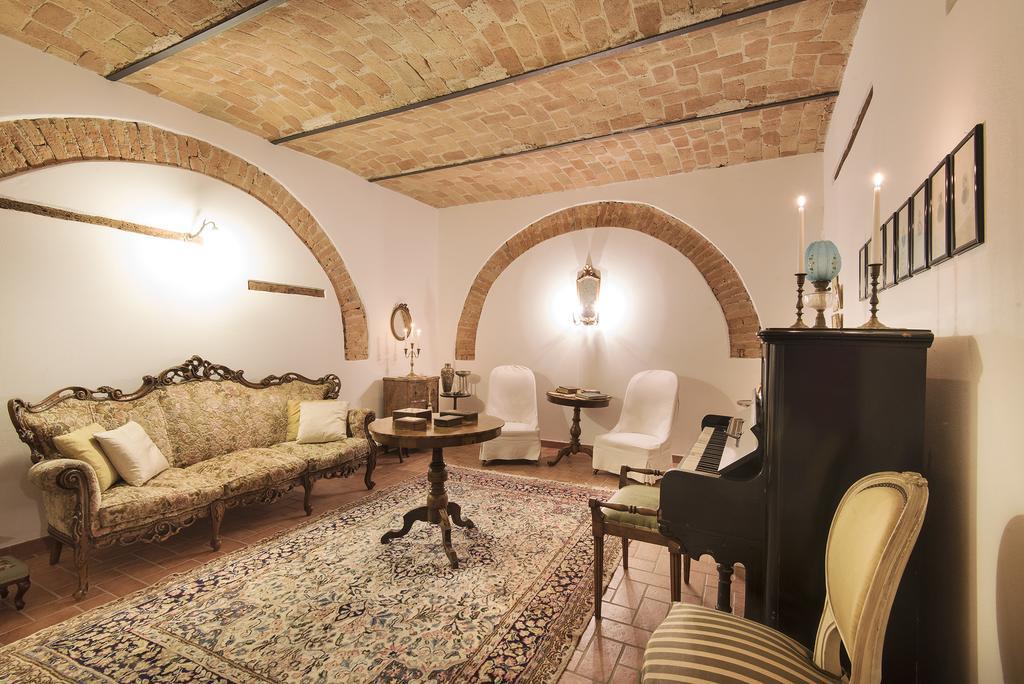 Agriturismo Albarossa Ницца-Монферрато Экстерьер фото