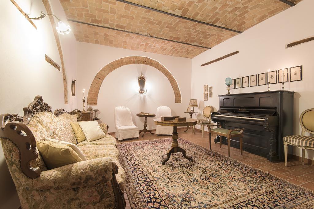 Agriturismo Albarossa Ницца-Монферрато Экстерьер фото
