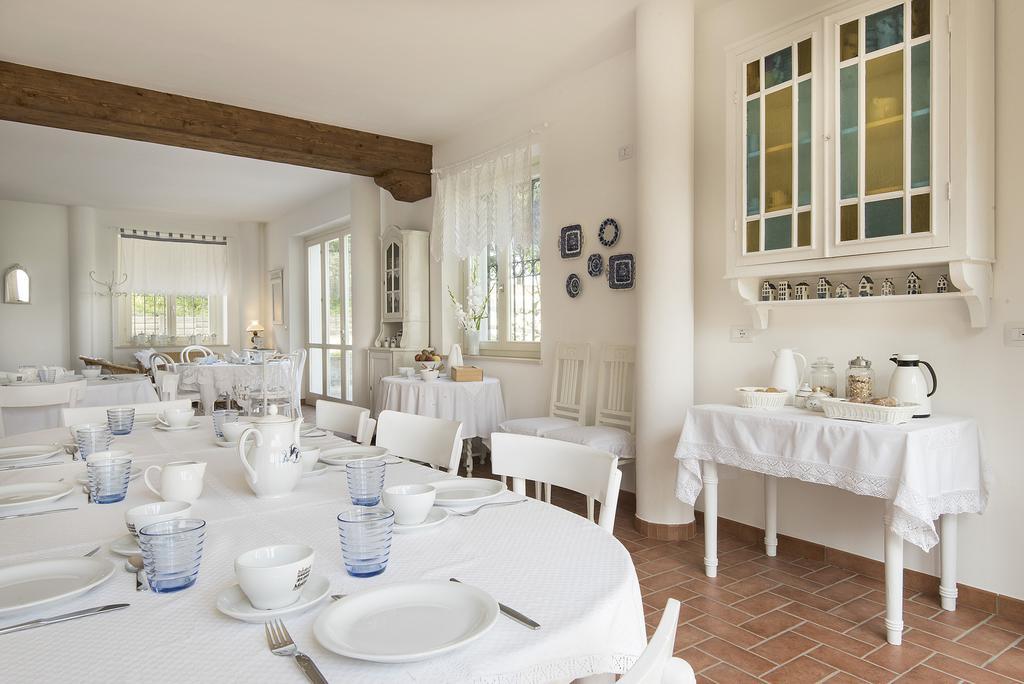 Agriturismo Albarossa Ницца-Монферрато Экстерьер фото
