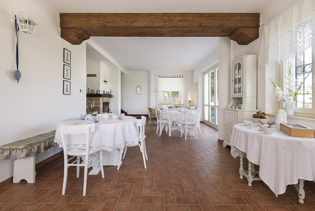 Agriturismo Albarossa Ницца-Монферрато Экстерьер фото